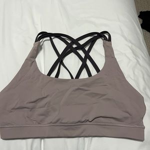 Lululemon sports bra